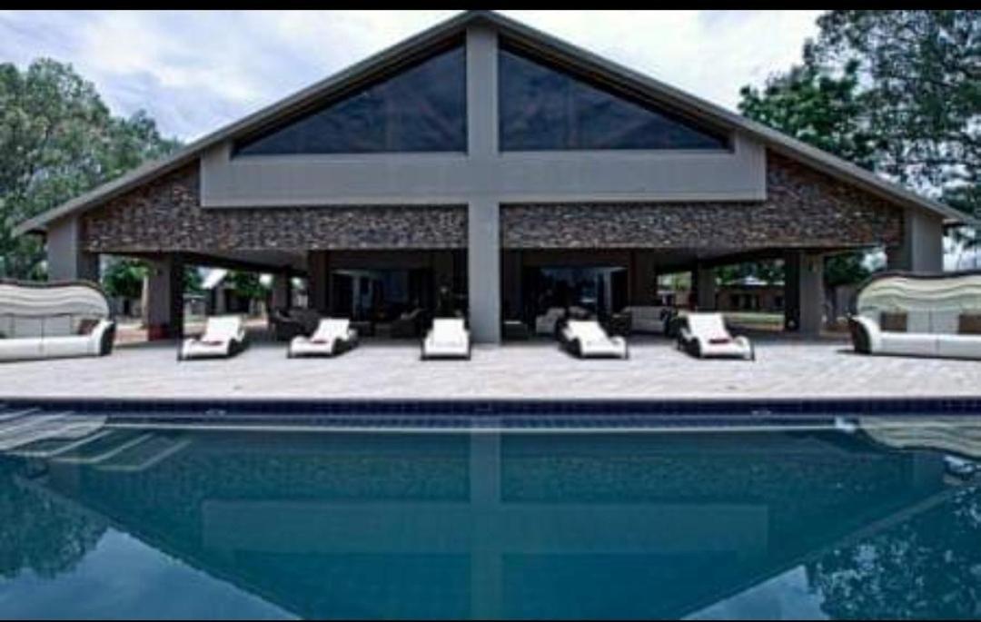 Sandune Game Lodge Gobabis Екстериор снимка