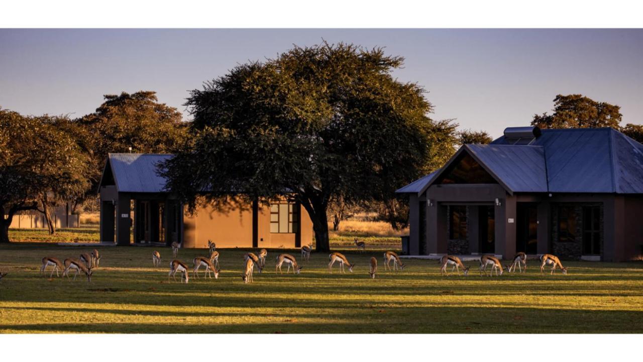 Sandune Game Lodge Gobabis Екстериор снимка