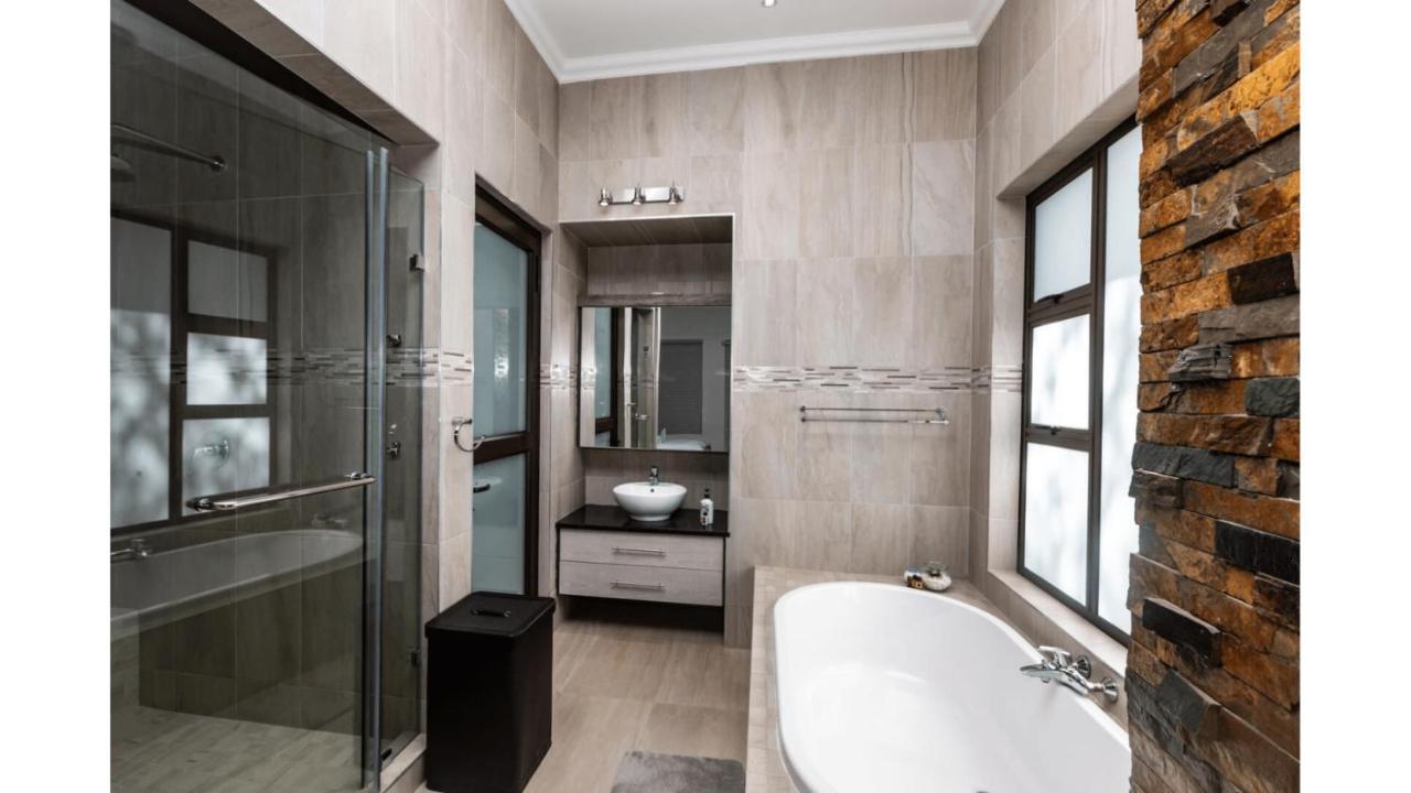 Sandune Game Lodge Gobabis Екстериор снимка