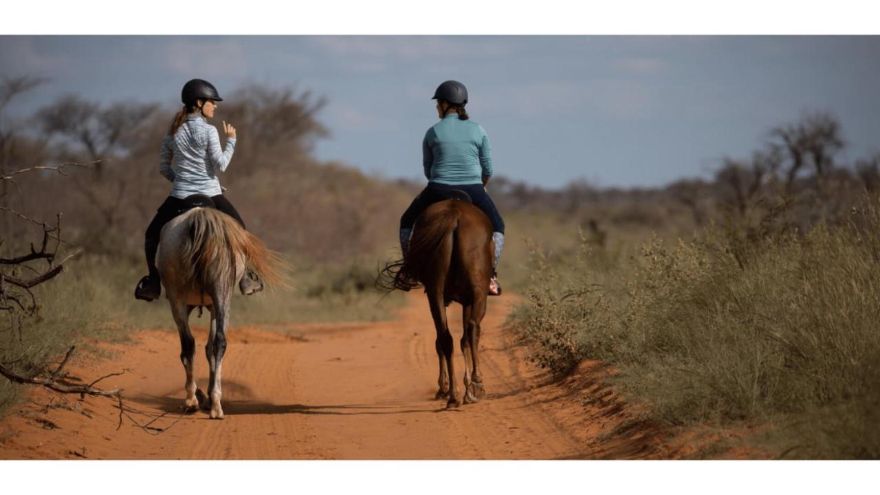 Sandune Game Lodge Gobabis Екстериор снимка